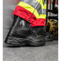 HAIX Airpower XR1 Sicherheitsschuh Rettungsdienststiefel Verwendungsbeispiel im Rettungsdienst